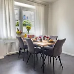 Homelystays Stilvolles An Der Kirche Lemfoerde
