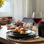 Apartment Homelystays Stilvolles An Der Kirche *