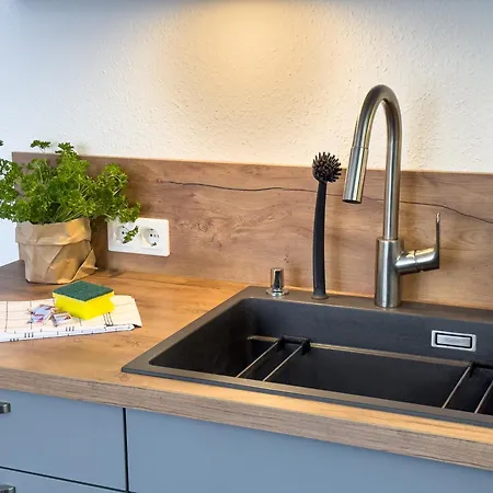 Homelystays Stilvolles An Der Kirche דירה